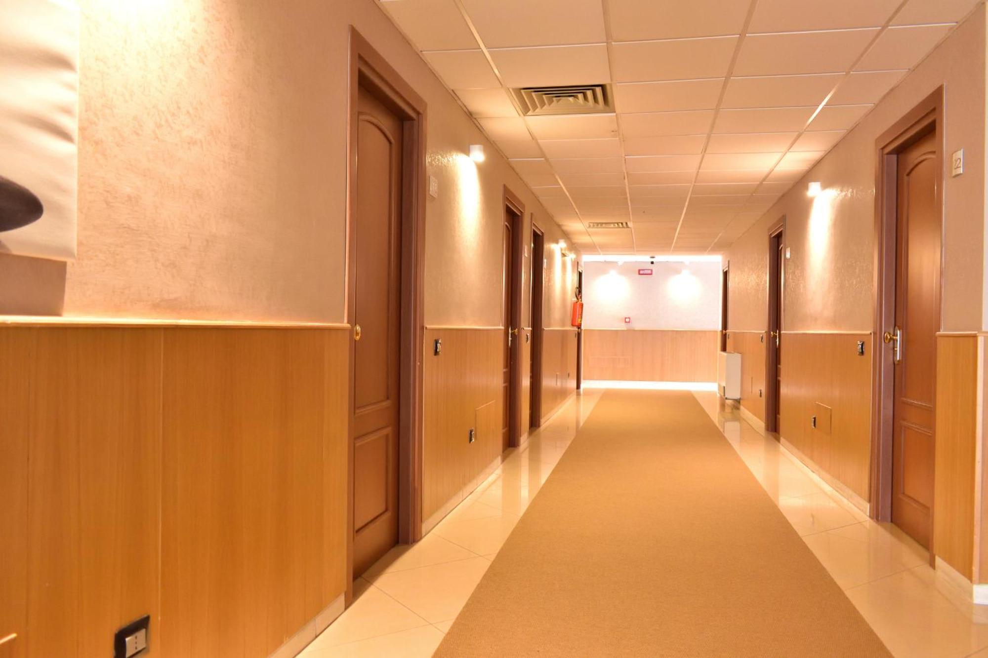 Hotel Futuro Aversa Extérieur photo